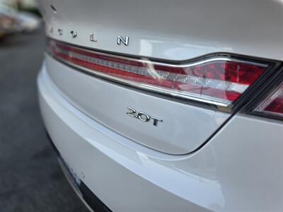 2020 Lincoln MKZ/Zephyr Standard   - Photo 14 - Los Angeles, CA 90045
