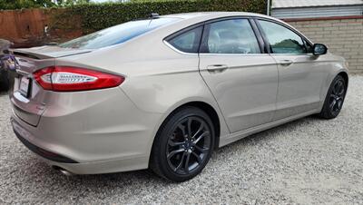 2015 Ford Fusion SE   - Photo 7 - Los Angeles, CA 90045