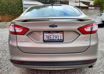 2015 Ford Fusion SE   - Photo 9 - Los Angeles, CA 90045