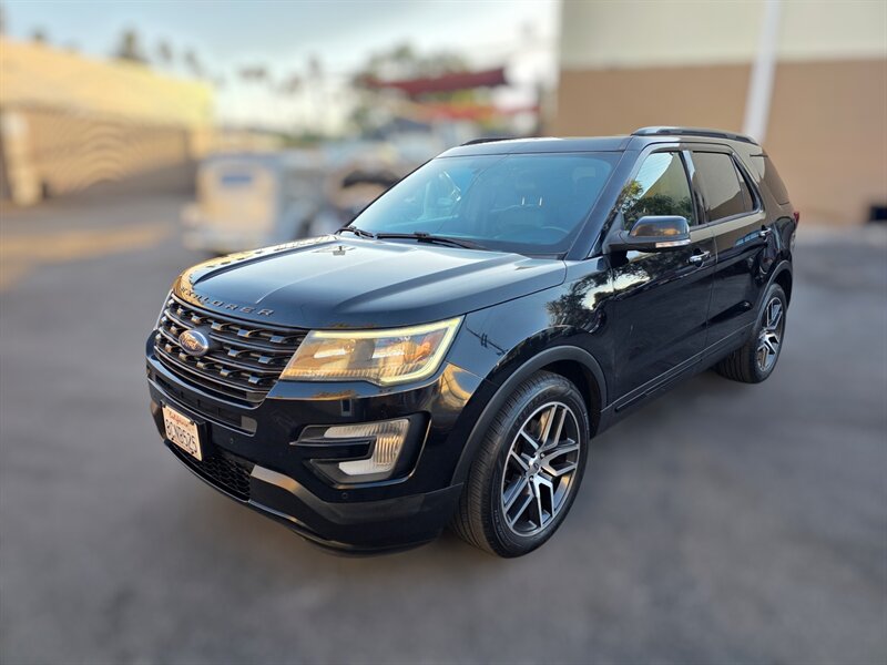 2017 Ford Explorer Sport  