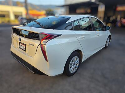 2017 Toyota Prius Three - Photo 4 - Los Angeles, CA 90045