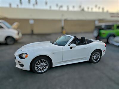 2019 FIAT 124 Spider Classica   - Photo 2 - Los Angeles, CA 90045