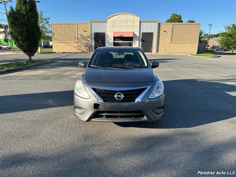 2017 Nissan Versa 1.6 S  