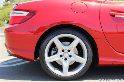 2015 Mercedes-Benz SLK 250  ***ONE OWNER*** MSRP 55,360.00 *** - Photo 26 - San Ramon, CA 94583