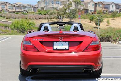 2015 Mercedes-Benz SLK 250  ***ONE OWNER*** MSRP 55,360.00 *** - Photo 8 - San Ramon, CA 94583