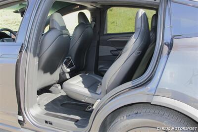 2024 Tesla Model X LONG RANGE  ** 6 SEATER** - Photo 38 - San Ramon, CA 94583