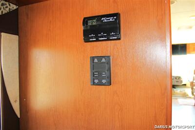 2015 Tiffin Allegro Motor Home RV  ***SUPER CLEAN***LOW MILES*** - Photo 86 - San Ramon, CA 94583
