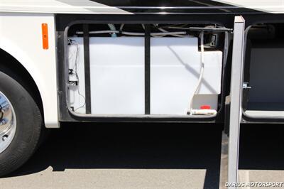 2015 Tiffin Allegro Motor Home RV  ***SUPER CLEAN***LOW MILES*** - Photo 24 - San Ramon, CA 94583