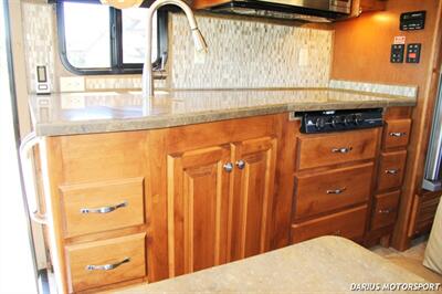 2015 Tiffin Allegro Motor Home RV  ***SUPER CLEAN***LOW MILES*** - Photo 55 - San Ramon, CA 94583