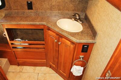 2015 Tiffin Allegro Motor Home RV  ***SUPER CLEAN***LOW MILES*** - Photo 77 - San Ramon, CA 94583