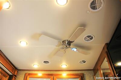 2015 Tiffin Allegro Motor Home RV  ***SUPER CLEAN***LOW MILES*** - Photo 100 - San Ramon, CA 94583