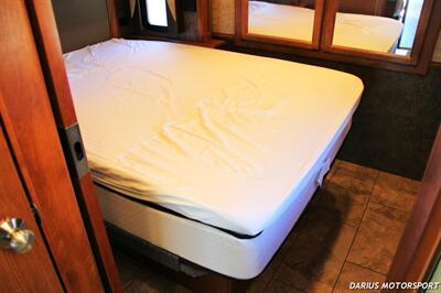 2015 Tiffin Allegro Motor Home RV  ***SUPER CLEAN***LOW MILES*** - Photo 92 - San Ramon, CA 94583