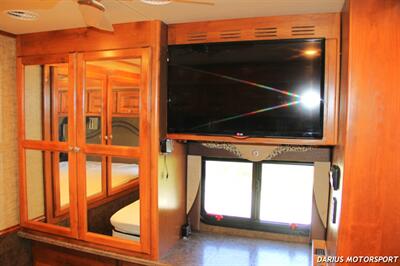 2015 Tiffin Allegro Motor Home RV  ***SUPER CLEAN***LOW MILES*** - Photo 93 - San Ramon, CA 94583