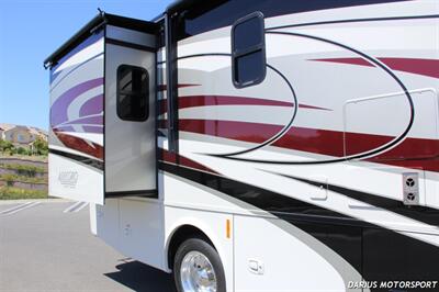 2015 Tiffin Allegro Motor Home RV  ***SUPER CLEAN***LOW MILES*** - Photo 11 - San Ramon, CA 94583
