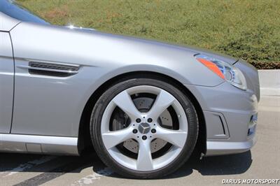 2015 Mercedes-Benz SLK 350  ***HARD-TOP CONVERTIBLE***65,630K MSRP*** - Photo 33 - San Ramon, CA 94583