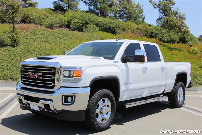 2018 GMC Sierra 3500 HD 4WD CREW CAB 153.7 " SLT ***MSRP 73,445.00*** GOOSENECK 5TH WHEEL PREP PACKAGE*** - Photo 1 - San Ramon, CA 94583