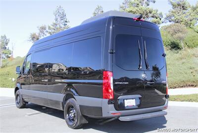 2025 Mercedes-Benz Sprinter 2500  ***15 PASSENGER AUTOMATIC SIDE DOOR & POWER STEP** - Photo 8 - San Ramon, CA 94583