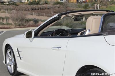 2013 Mercedes-Benz SL 550 Roadster ***MSRP $119,140K*** - Photo 23 - San Ramon, CA 94583