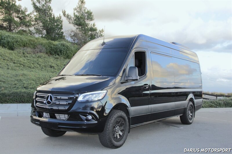 2024 Mercedes-Benz Sprinter 2500  ***20K IN UPGRADES***