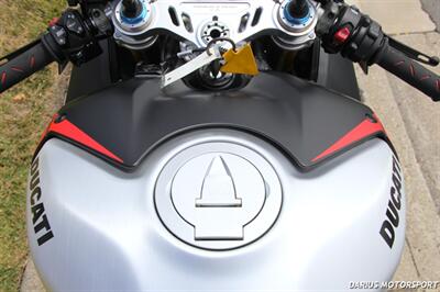 2021 Ducati Panigale CORSE V4 SP NUMBER: 1086 ***TRACK-FOCUSED "SPORT PRODUCTION " PERFORMANCE PACKAGE*** - Photo 32 - San Ramon, CA 94583