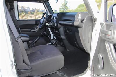 2016 Jeep Wrangler Unlimited Sport 4X4  **** 6 SPEED MANUAL**** - Photo 42 - San Ramon, CA 94583