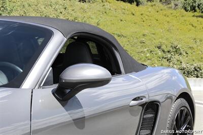 2019 Porsche 718 Boxster Roadster   - Photo 18 - San Ramon, CA 94583
