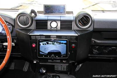 1984 Land Rover Defender 110 ***ONE OF A KIND***GO PRO EDITION***LOTS OF UPGRADES*** - Photo 74 - San Ramon, CA 94583