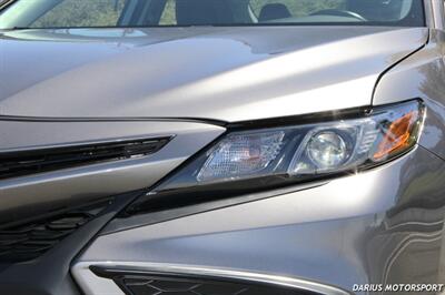 2021 Toyota Camry SE   - Photo 10 - San Ramon, CA 94583