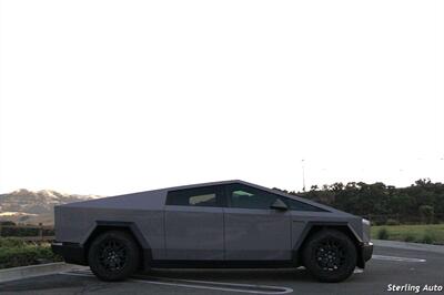 2024 Tesla Cybertruck All-Wheel Drive  ***STAPLE PIGEON GREY WRAP*** - Photo 7 - San Ramon, CA 94583