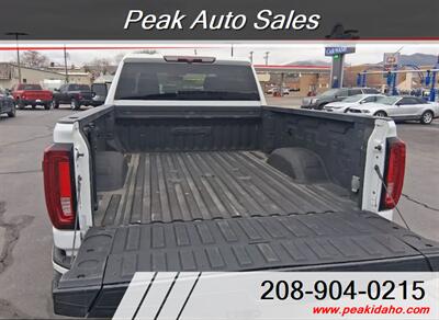 2022 GMC Sierra 2500HD AT4   - Photo 8 - Pocatello, ID 83201