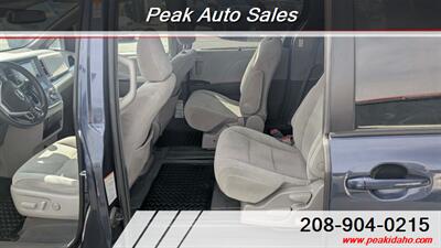 2019 Toyota Sienna LE 8-Passenger - Photo 10 - Pocatello, ID 83201