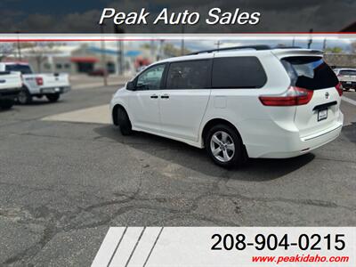 2020 Toyota Sienna L 7-Passenger   - Photo 4 - Pocatello, ID 83201