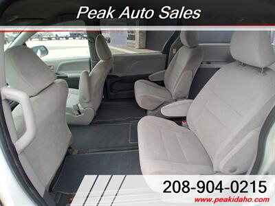 2020 Toyota Sienna L 7-Passenger   - Photo 10 - Pocatello, ID 83201