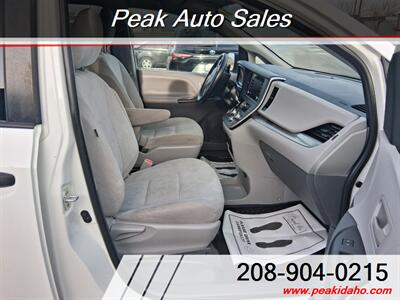 2020 Toyota Sienna L 7-Passenger   - Photo 14 - Pocatello, ID 83201