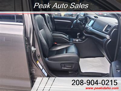 2019 Toyota Highlander XLE   - Photo 11 - Pocatello, ID 83201