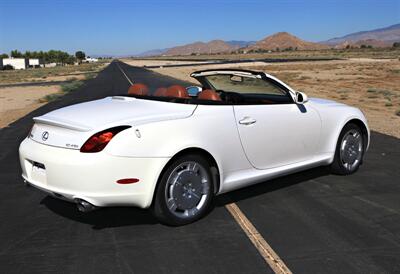 2005 Lexus SC 430  