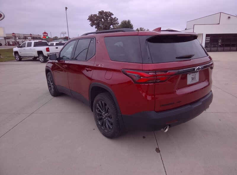 2023 Chevrolet Traverse RS - Photo 8 - Spring Valley, MN 55975