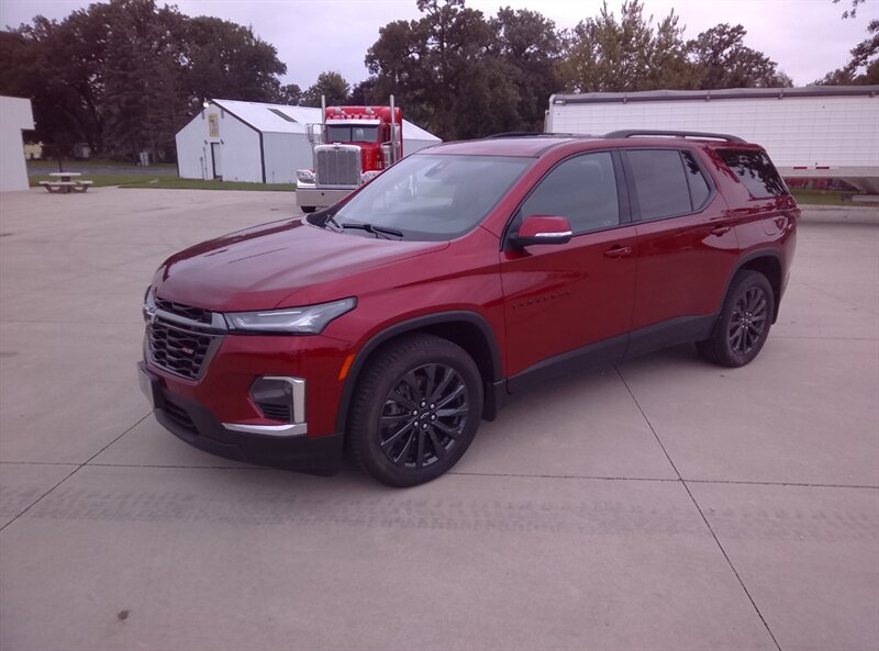 2023 Chevrolet Traverse RS - Photo 3 - Spring Valley, MN 55975