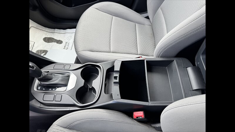 2018 Hyundai SANTA FE Sport 2.4L - Photo 14 - Spring Valley, MN 55975