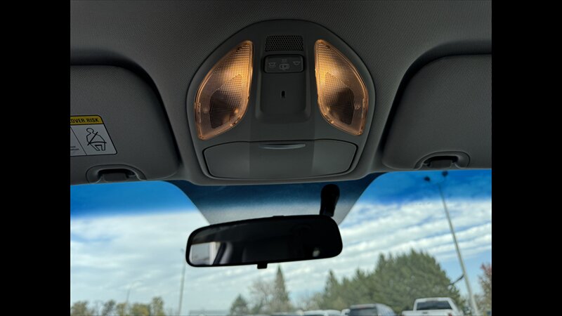 2018 Hyundai SANTA FE Sport 2.4L - Photo 12 - Spring Valley, MN 55975