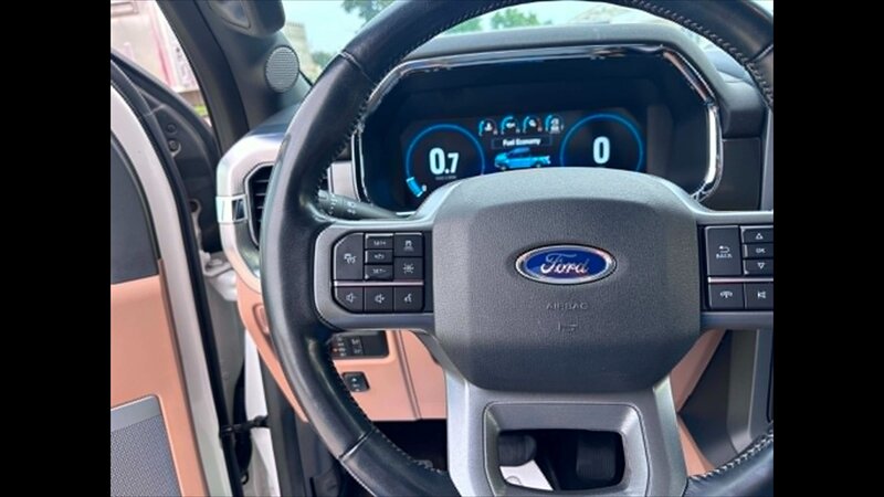 2021 Ford F-150 Lariat - Photo 17 - Spring Valley, MN 55975