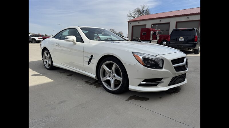 2015 Mercedes-Benz SL 550  