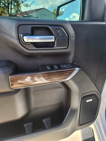 2020 Chevrolet Silverado 1500 RST - Photo 9 - Spring Valley, MN 55975