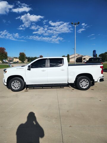 2020 Chevrolet Silverado 1500 RST - Photo 2 - Spring Valley, MN 55975