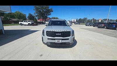 2022 Kia Telluride Night Fall   - Photo 4 - Spring Valley, MN 55975