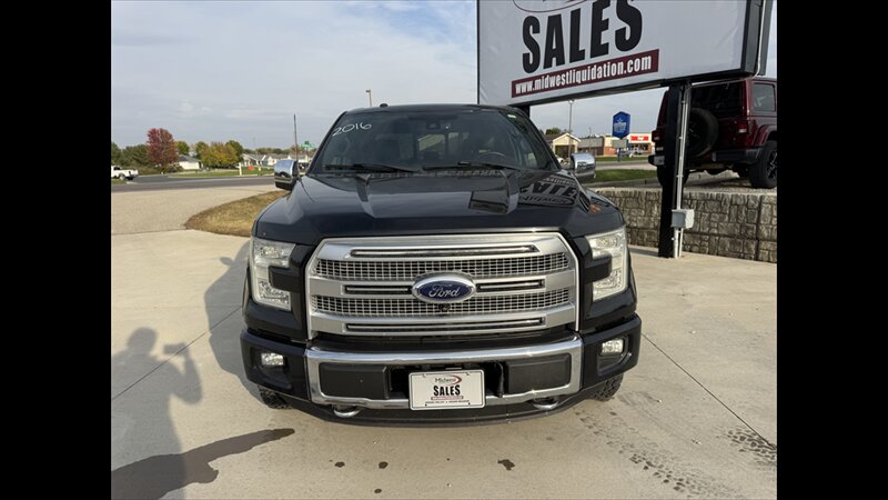 2016 Ford F-150 Platinum   - Photo 5 - Spring Valley, MN 55975