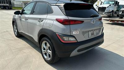 2022 Hyundai KONA SEL   - Photo 3 - Spring Valley, MN 55975