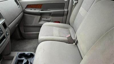 2006 Dodge Ram 1500 SLT   - Photo 8 - Spring Valley, MN 55975