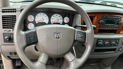 2006 Dodge Ram 1500 SLT   - Photo 11 - Spring Valley, MN 55975