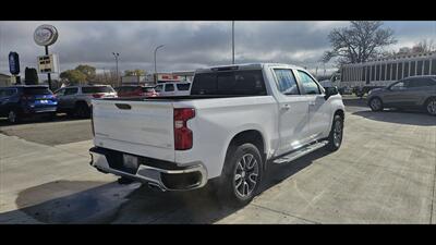 2021 Chevrolet Silverado 1500 LT   - Photo 8 - Spring Valley, MN 55975